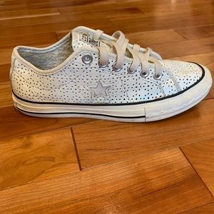 Converse One Star Women’s Low Leather Sneakers